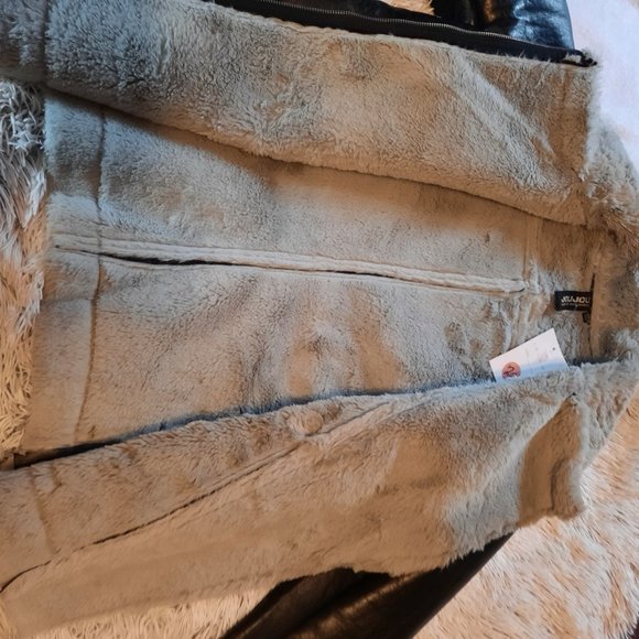 Jacket - Picture 2 of 2